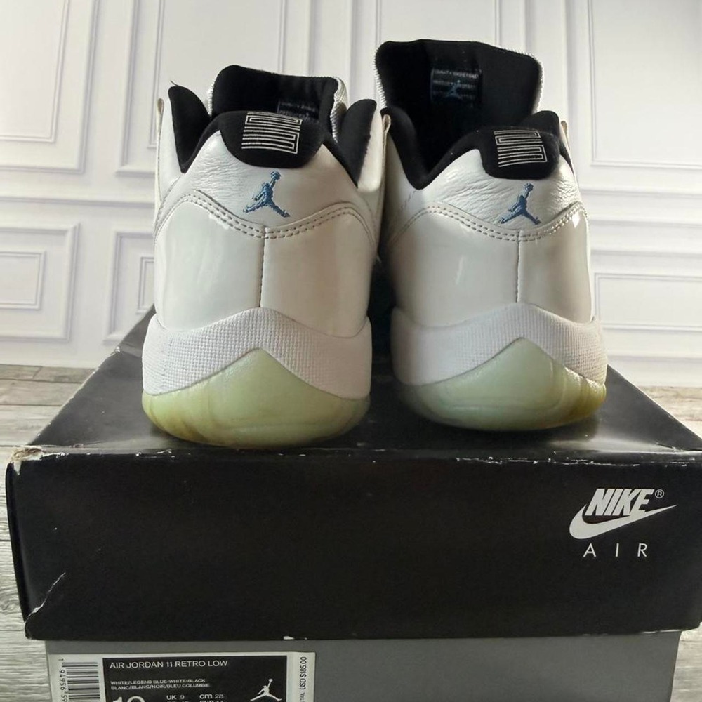Air Jordan 11 Retro Low - white/legend blue sneakers - Picture 2 of 8